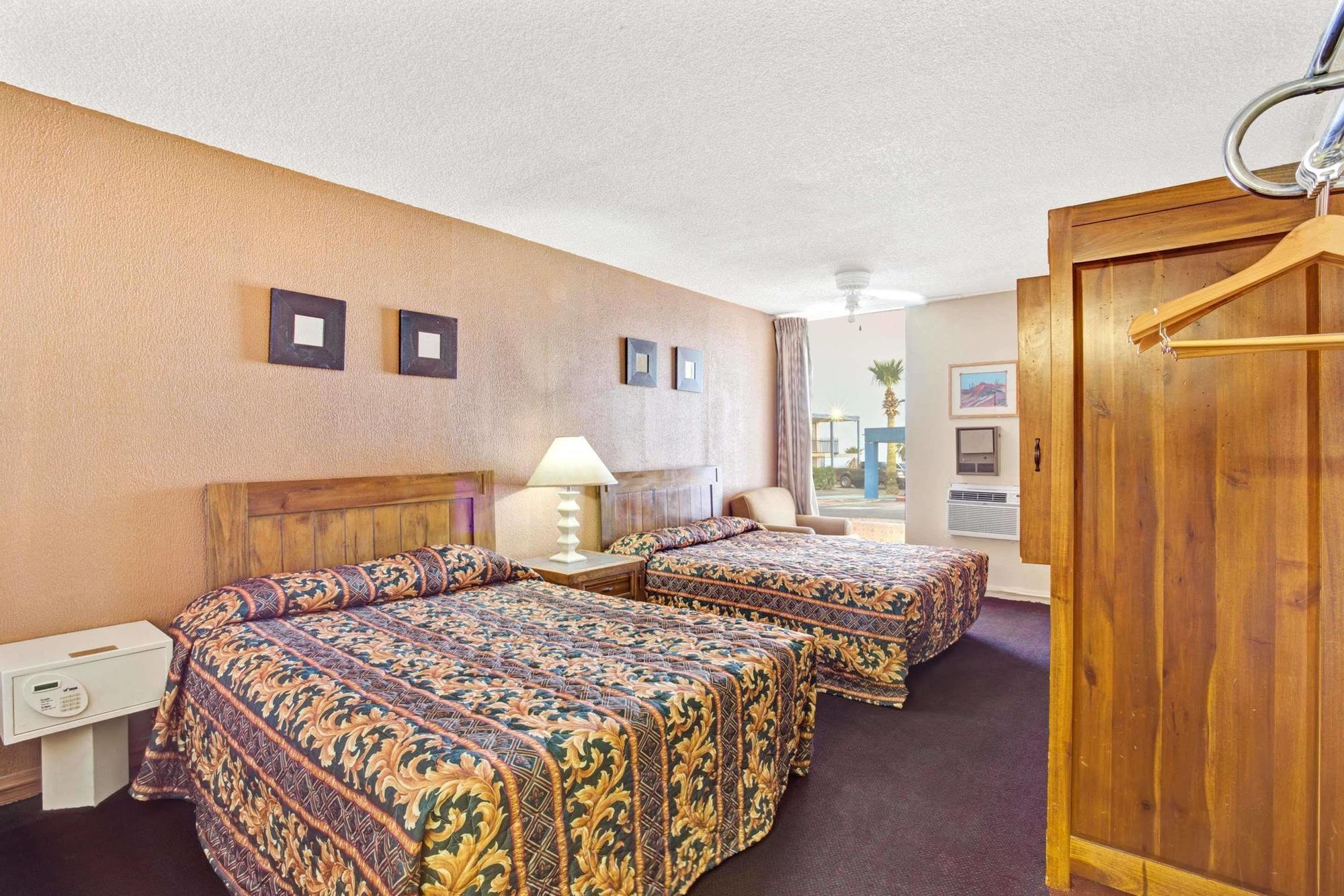 Knights Inn Gila Bend Экстерьер фото
